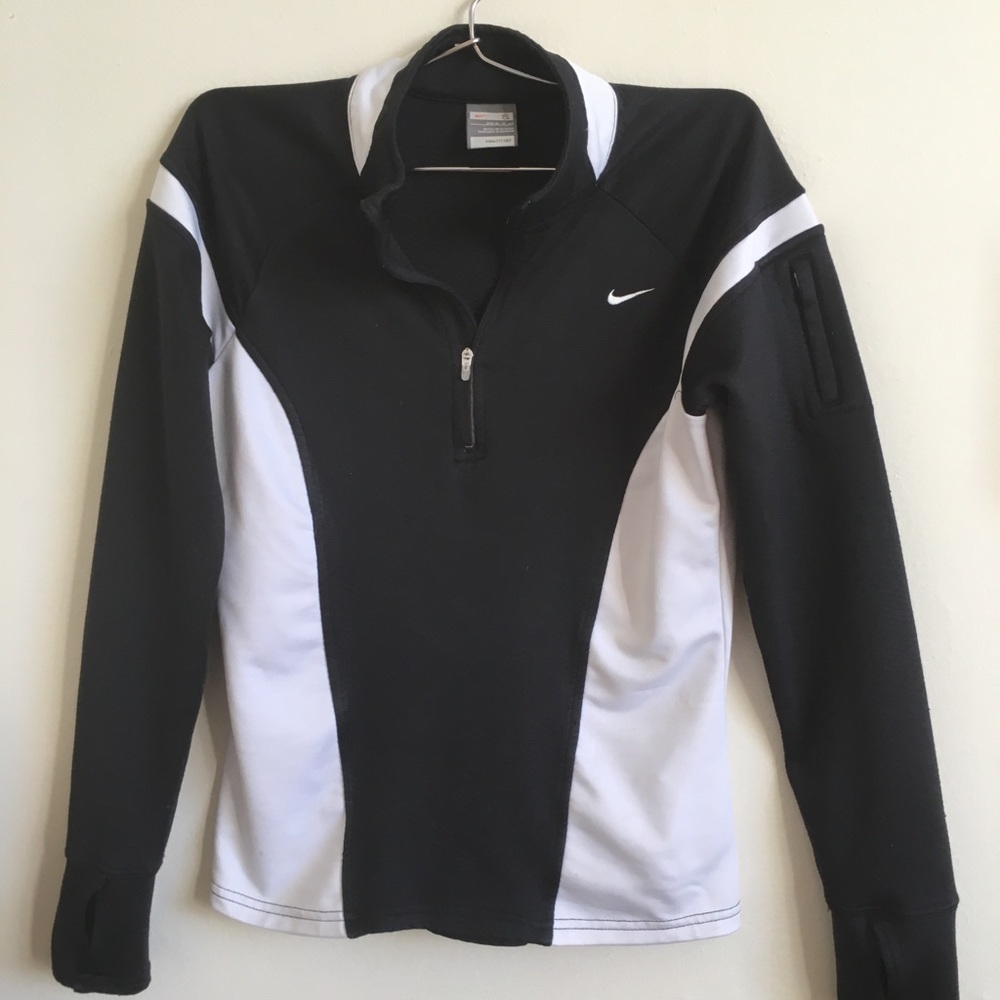 Nike dryfit long sleeve pull over